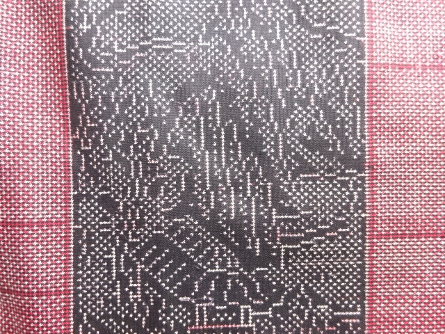 JAPANESE KIMONO / ANTIQUE KIMONO / SILK / DORO OSHIMA TSUMUGI / WOVEN SQUARES & ABSTRACT PATTERN